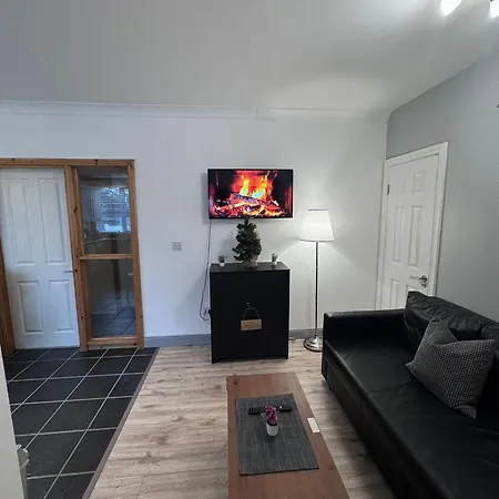Apartamento Modern Good Distance From And Airport 4people Dublín