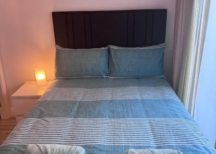 Modern Good Distance From And Airport 4people アパート *